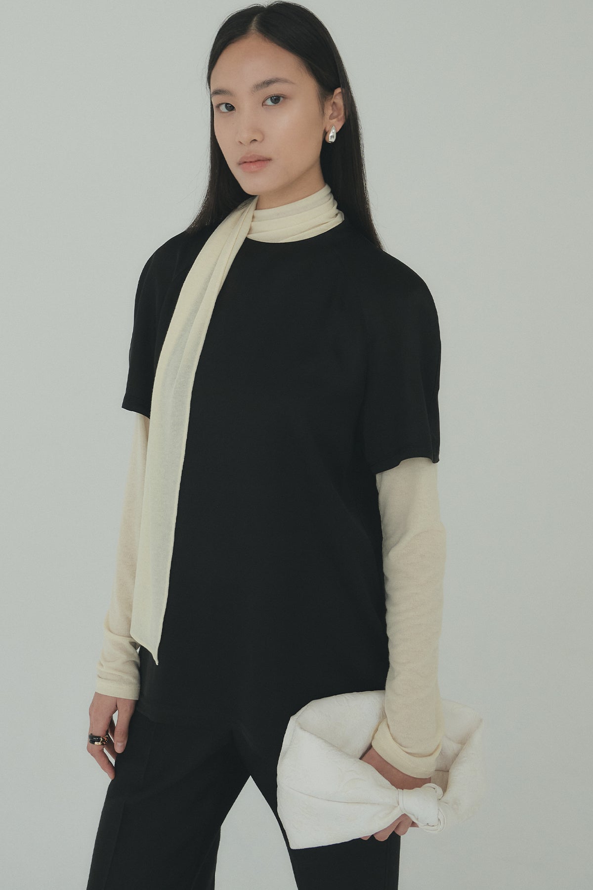 Moon Lee Silky Short-sleeve Blouse_Black