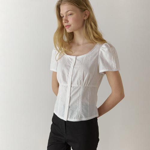 AMONG A SQUARE NECK LACE BLOUSE_IVORY