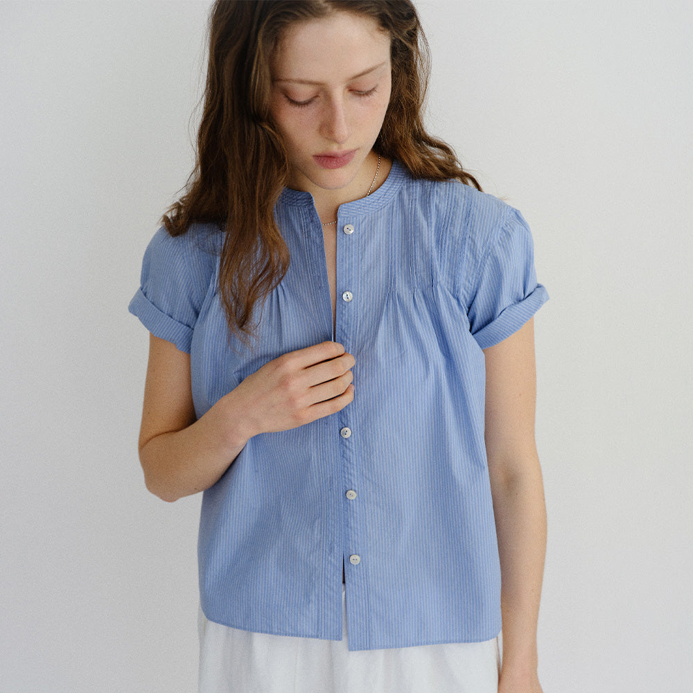 BLOUR Elia Stripe Pintuck Blouse (Blue)