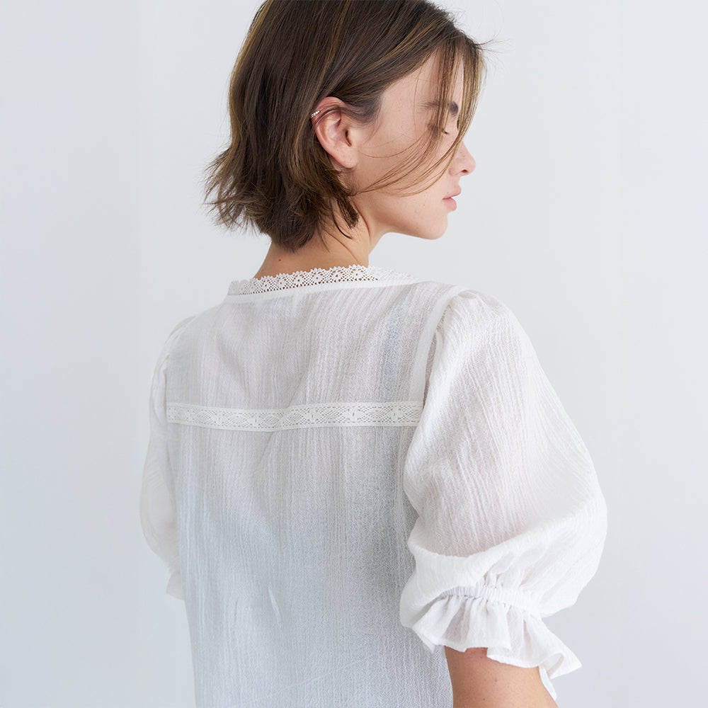 vem ver PUFF SLEEVE LACE TRIM BLOUSE_WHITE