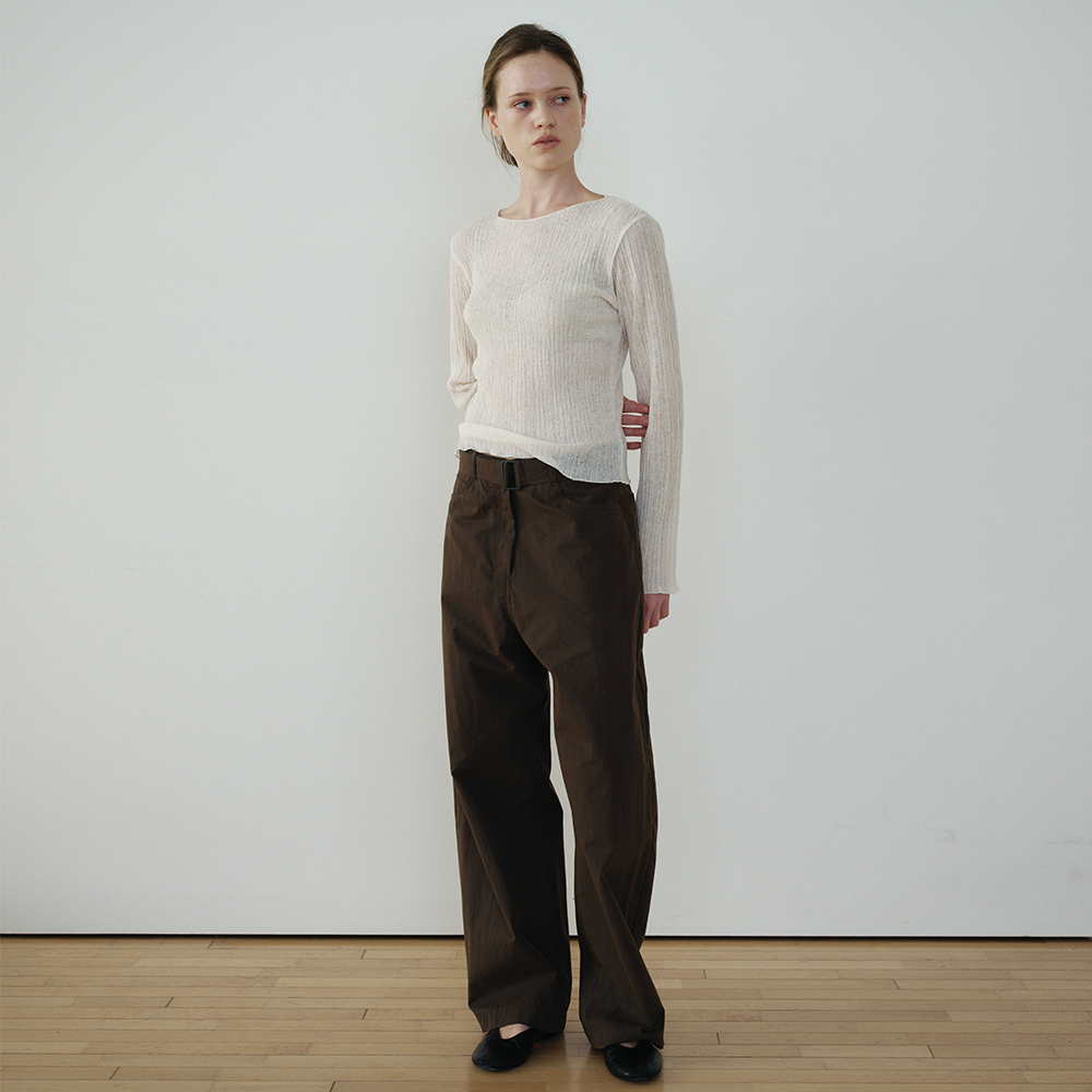 ARTTO Wave Pleats Top_Cream