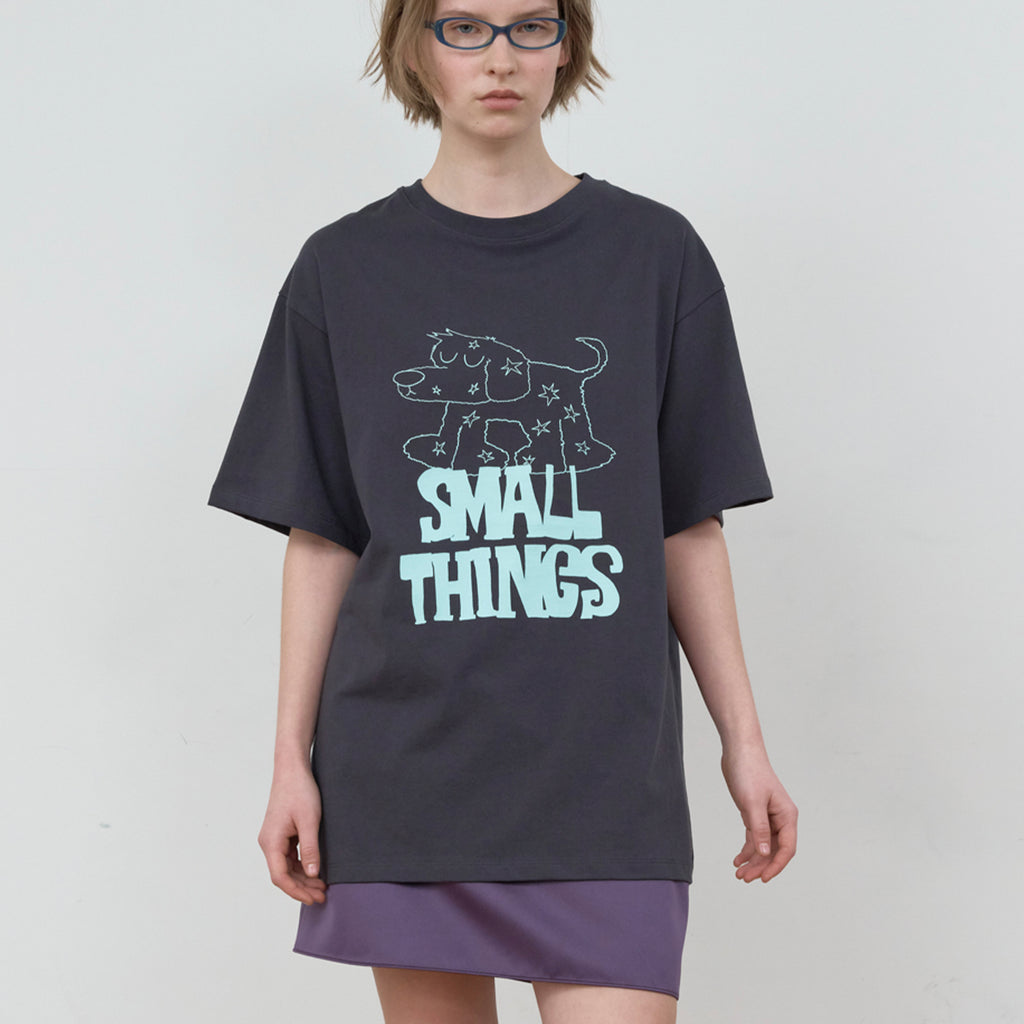 MA JOURNÉE SMALL THINGS GRAPHIC T-SHIRT_CHARCOAL