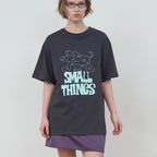 MA JOURNÉE SMALL THINGS GRAPHIC T-SHIRT_CHARCOAL