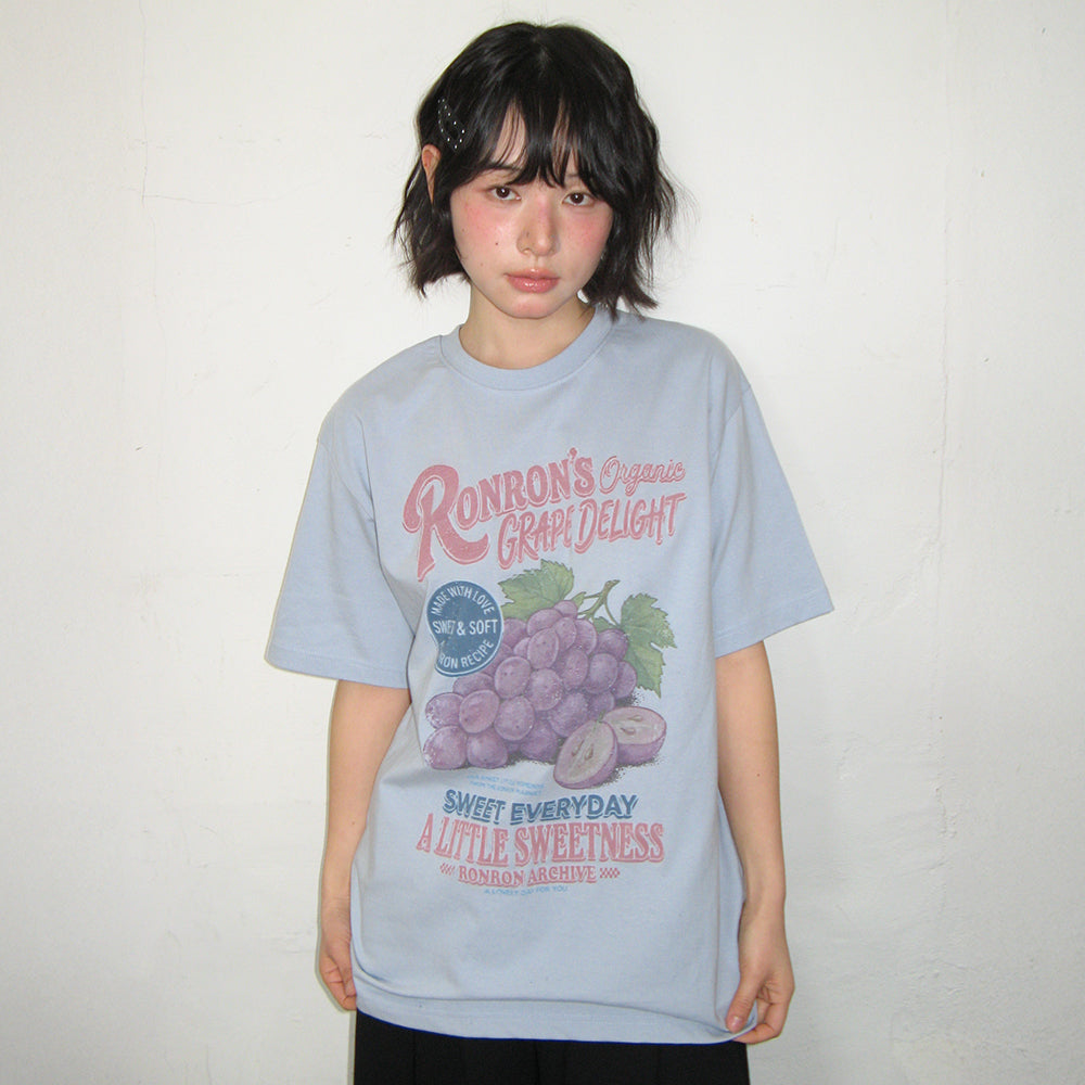 RONRON VINTAGE GRAPE OVER FIT T SHIRT SOFT BLUE