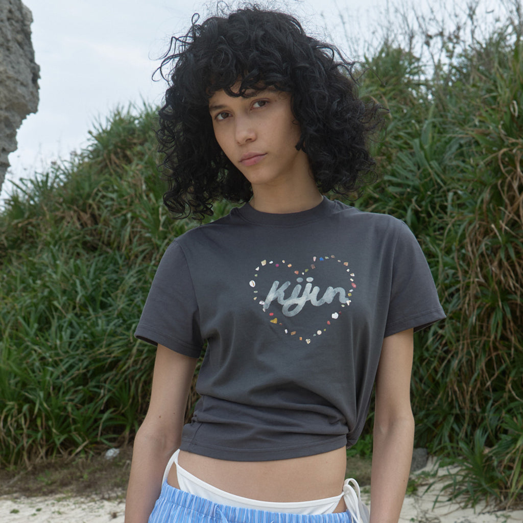 KIJUN Pebble Heart Tee Charcoal