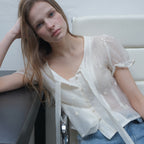 GNOHNOEY [9th] Flower tie flow blouse (Ivory)