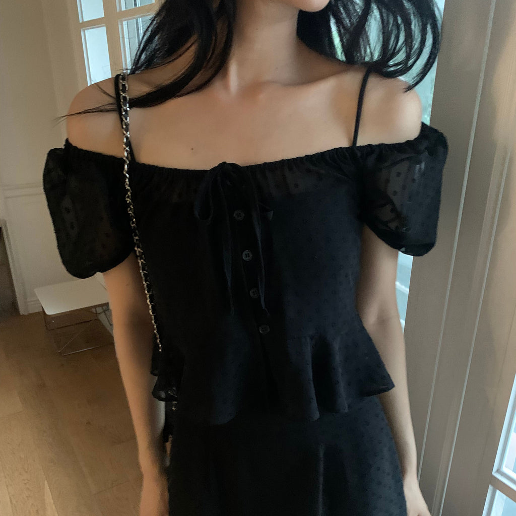MERRYON Roaring lace blouse_2COLORS
