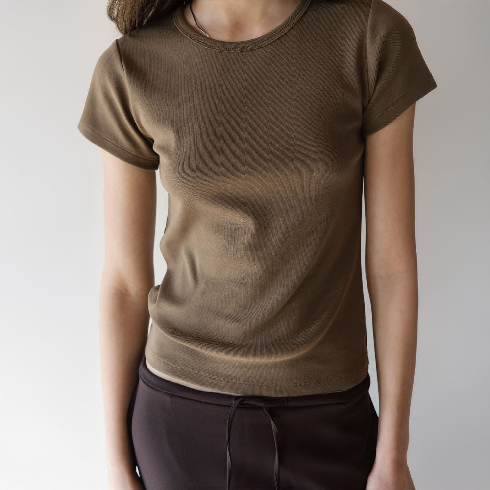 SUAMAR Ron Essential Round T (Brown)