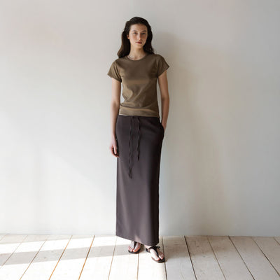 Ron Essential Round T (Brown)