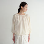 YE Piona Volume Shirring Blouse - Ecru