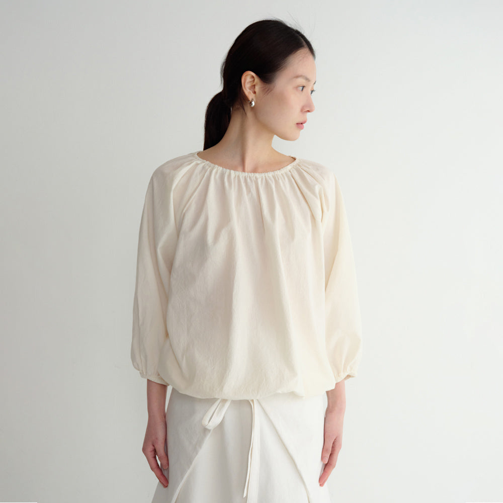 YE Piona Volume Shirring Blouse - Ecru