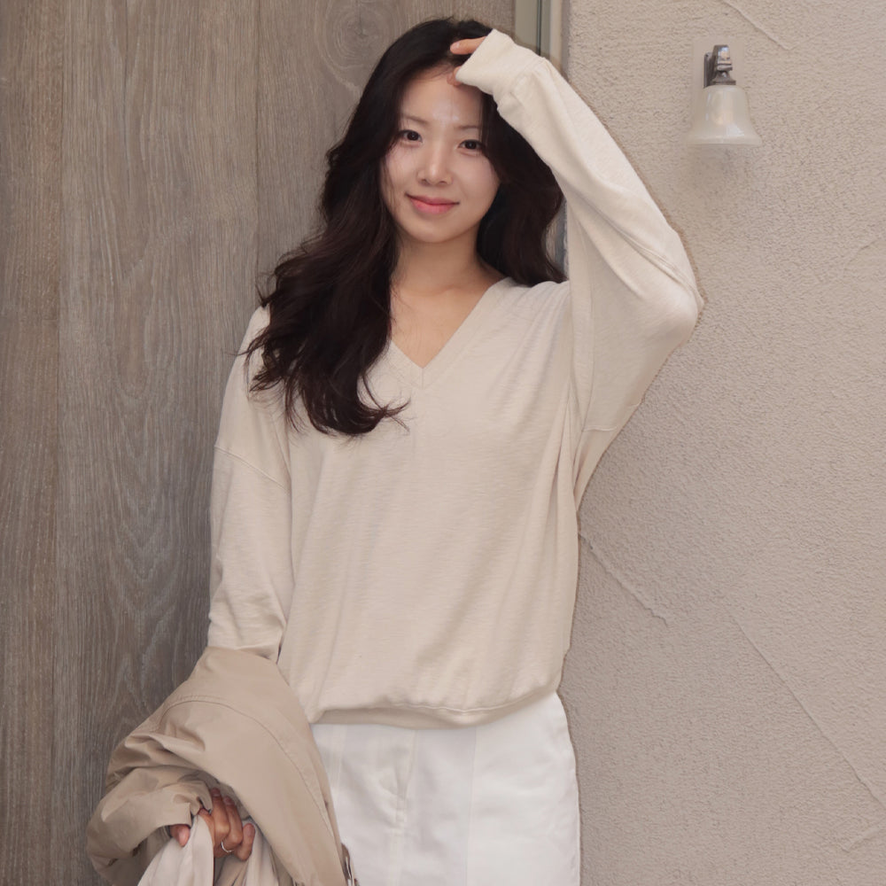 Siyazu [Lupita, Lupita PICK] SITP5274 V-neck stingray comfort t-shirt_Light beige