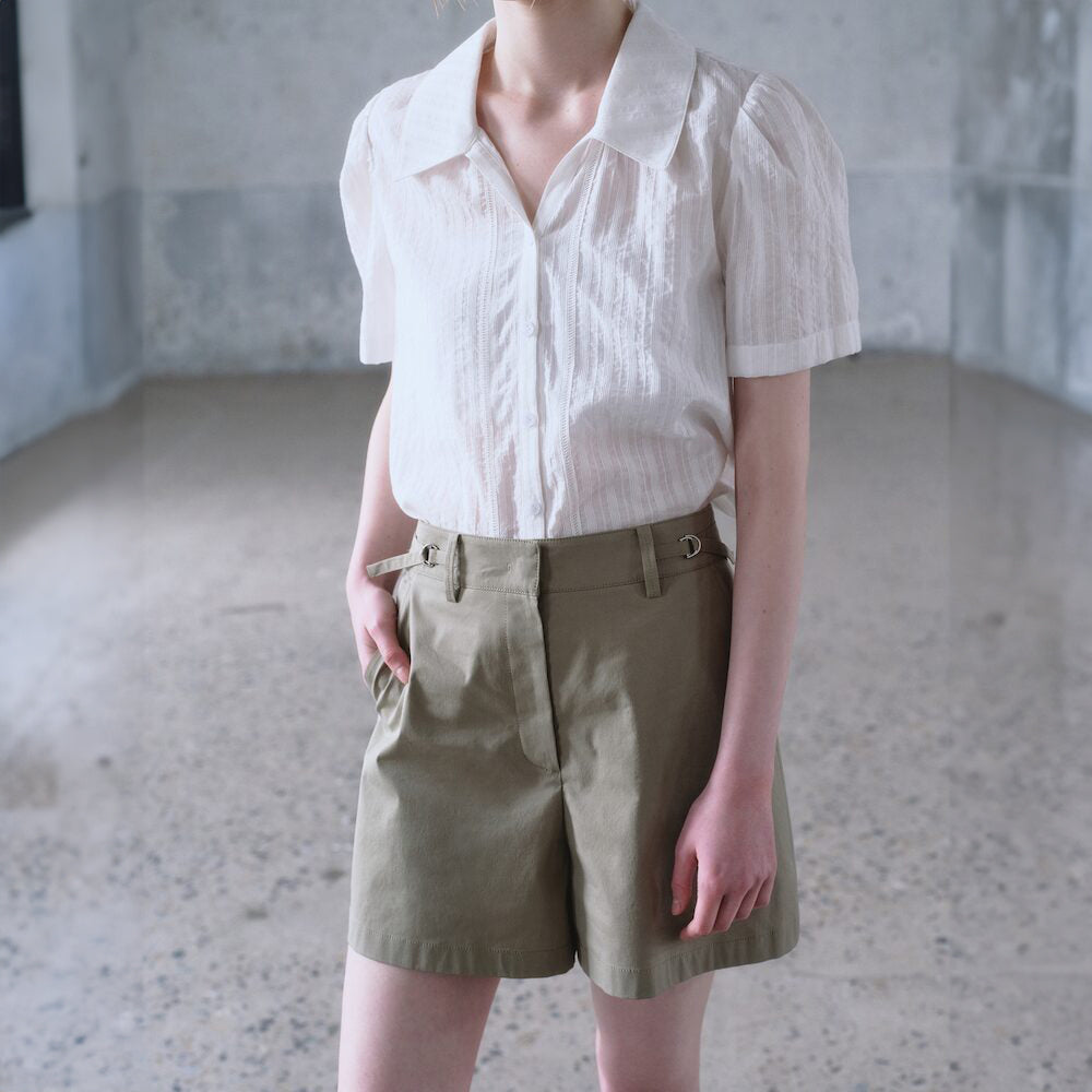 kuho plus Open Collar Blouse White (KE6360M091)