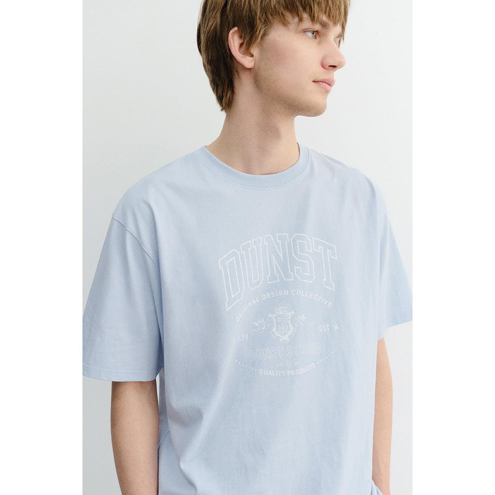DUNST UNISEX CUPID ARCH LOGO T-SHIRT SOFT BLUE_UDTS6B129B1