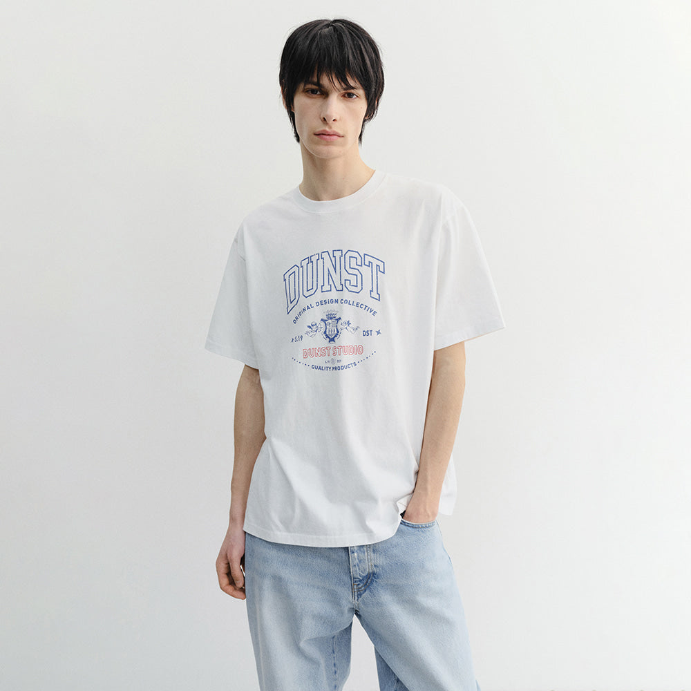 DUNST UNISEX CUPID ARCH LOGO T-SHIRT OFF WHITE_UDTS6B129OW