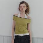 TWEE Epiton color combination off-shoulder T-shirt