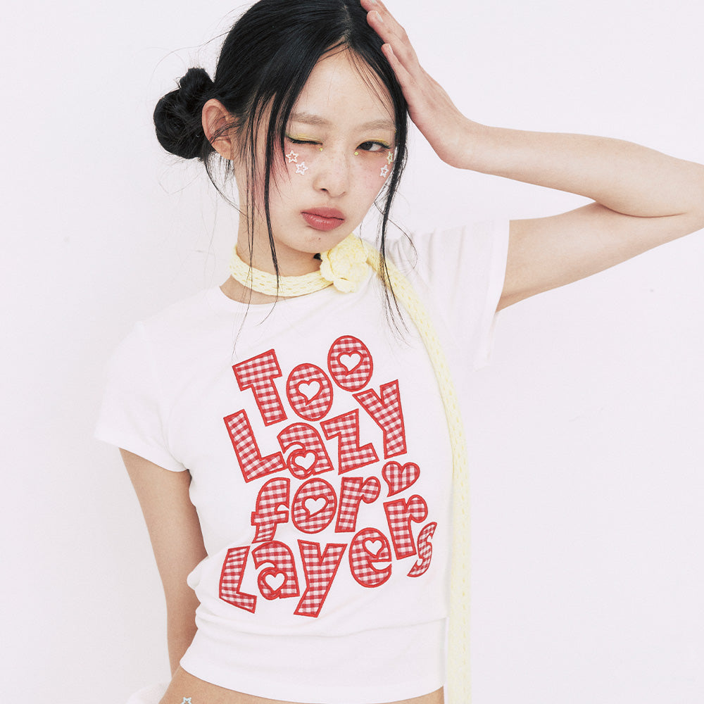 YOUHEE [3 COLORS] CHECK APPLIQUE LETTERING T-SHIRTS