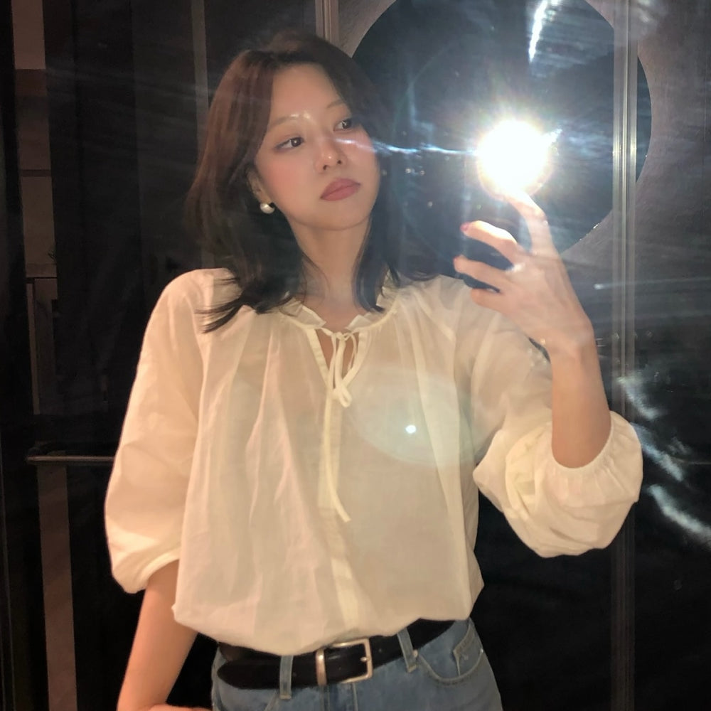 ATCORNER [Influencer wearing] Comfort frill neck shirring blouse ivory AT6BLA017IV