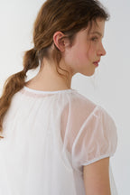 pesto SHEER SHIRRING BLOUSE WHITE