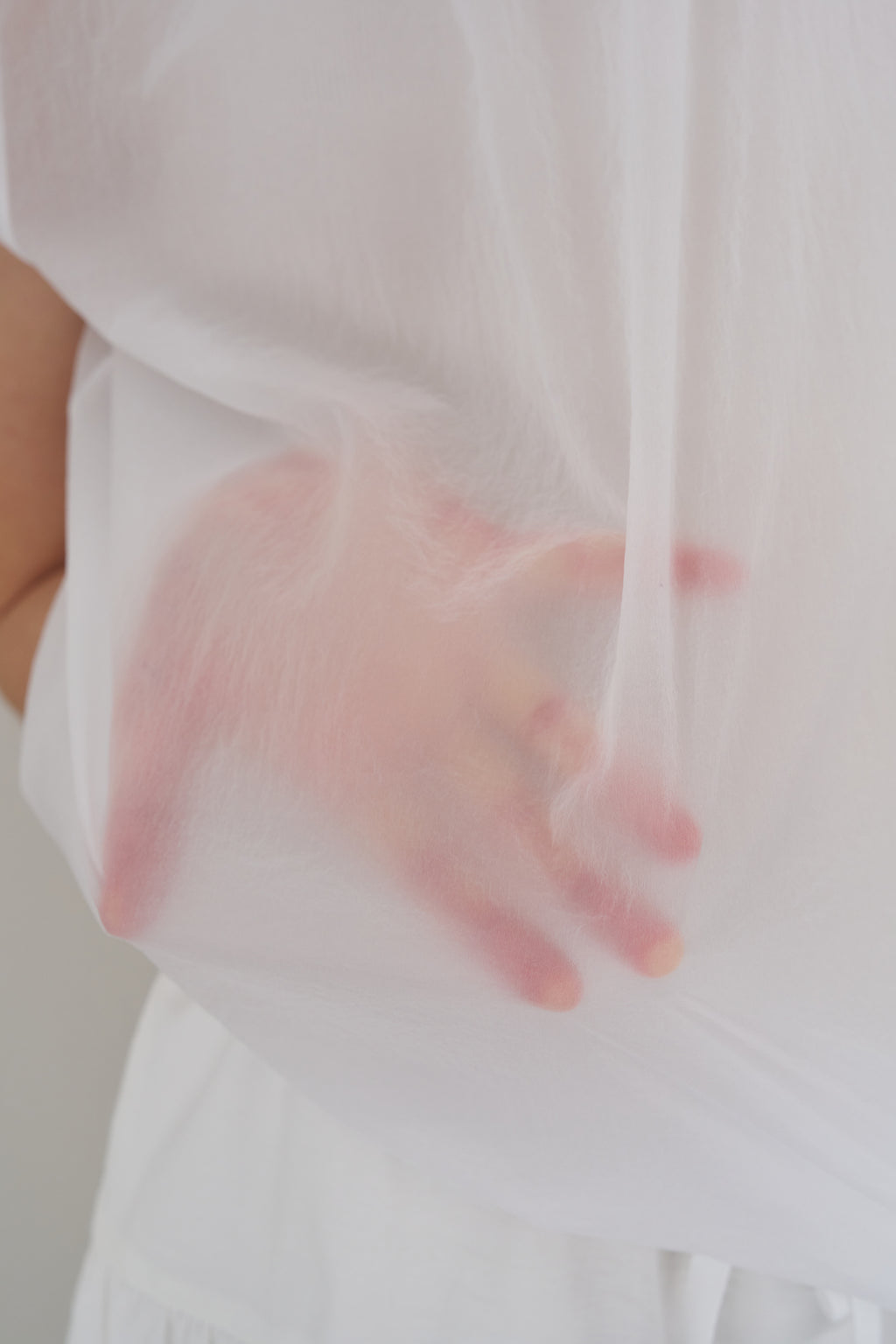pesto SHEER SHIRRING BLOUSE WHITE