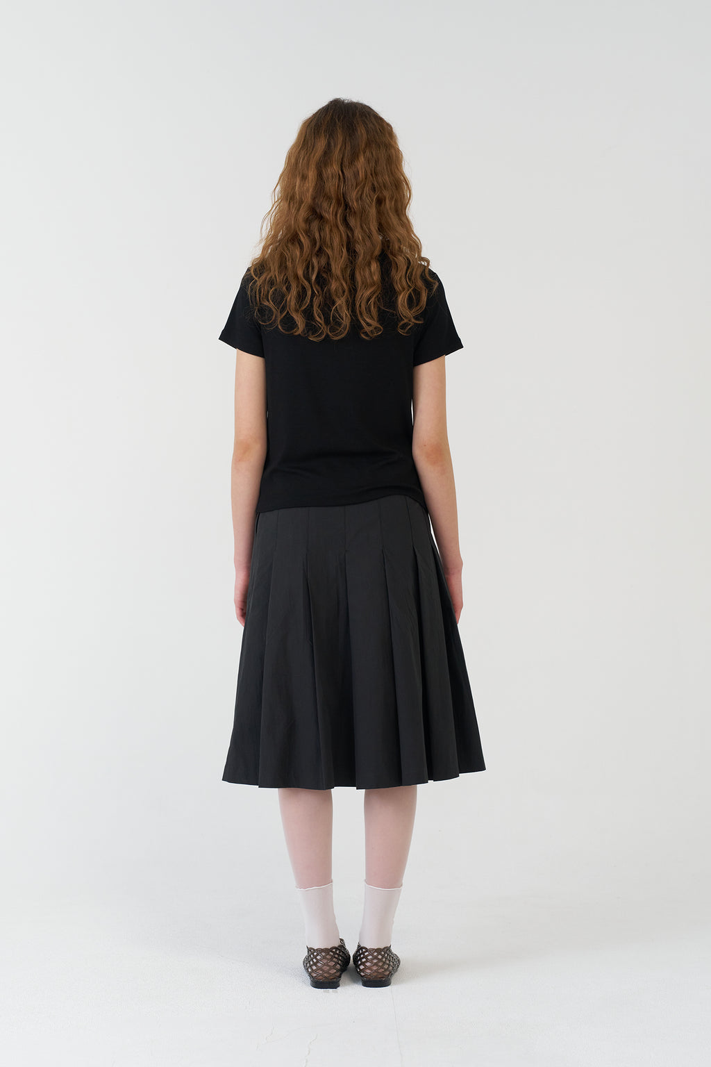 pesto OPEN NECKLINE TEE BLACK