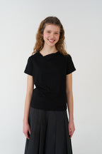 pesto OPEN NECKLINE TEE BLACK