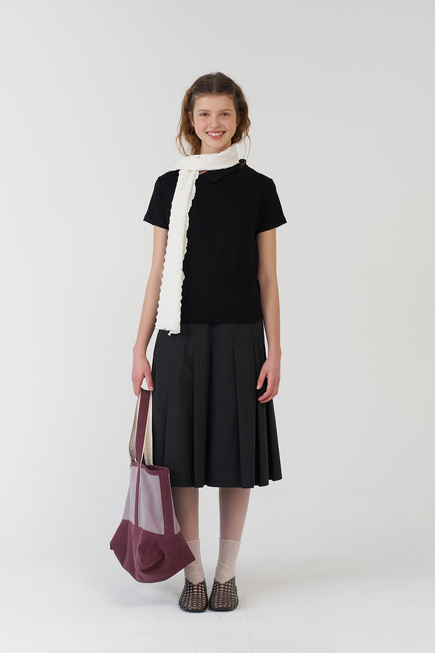 pesto OPEN NECKLINE TEE BLACK