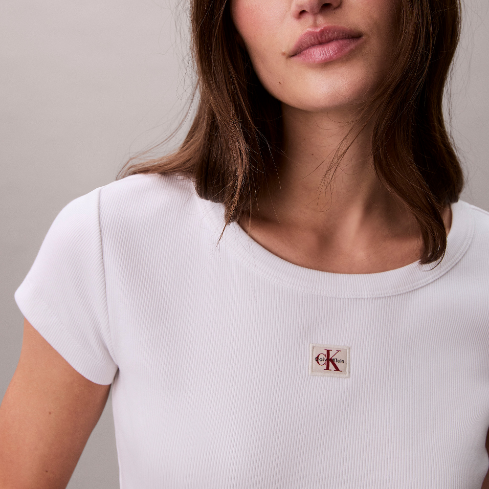 Calvin Klein Jeans [CK] Women’s Woven Label Lip Baby Tea 47C200G YAA