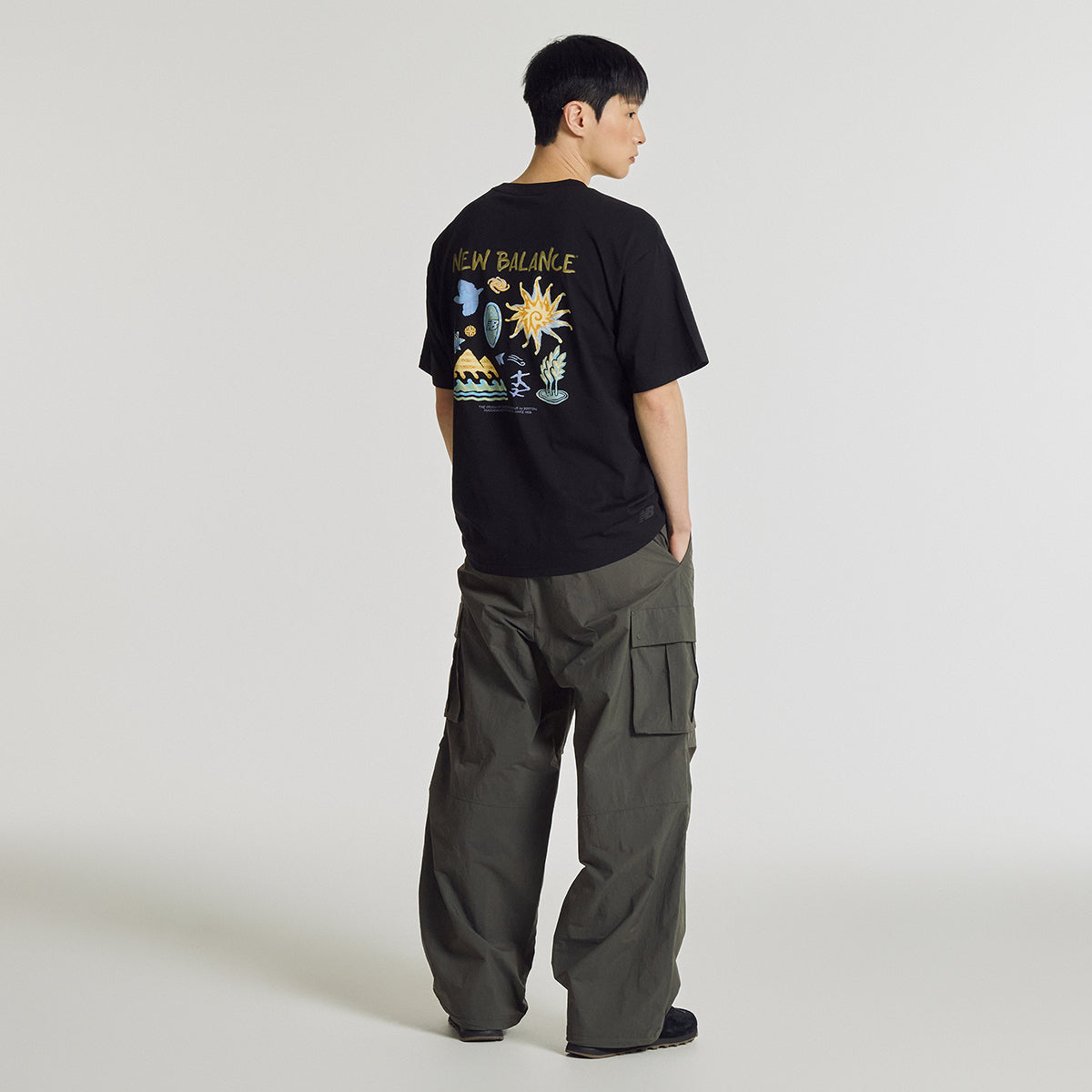NEW BALANCE NBNEG31643 / UNI Sunny Rainey illustration short sleeve t-shirt (BLACK)