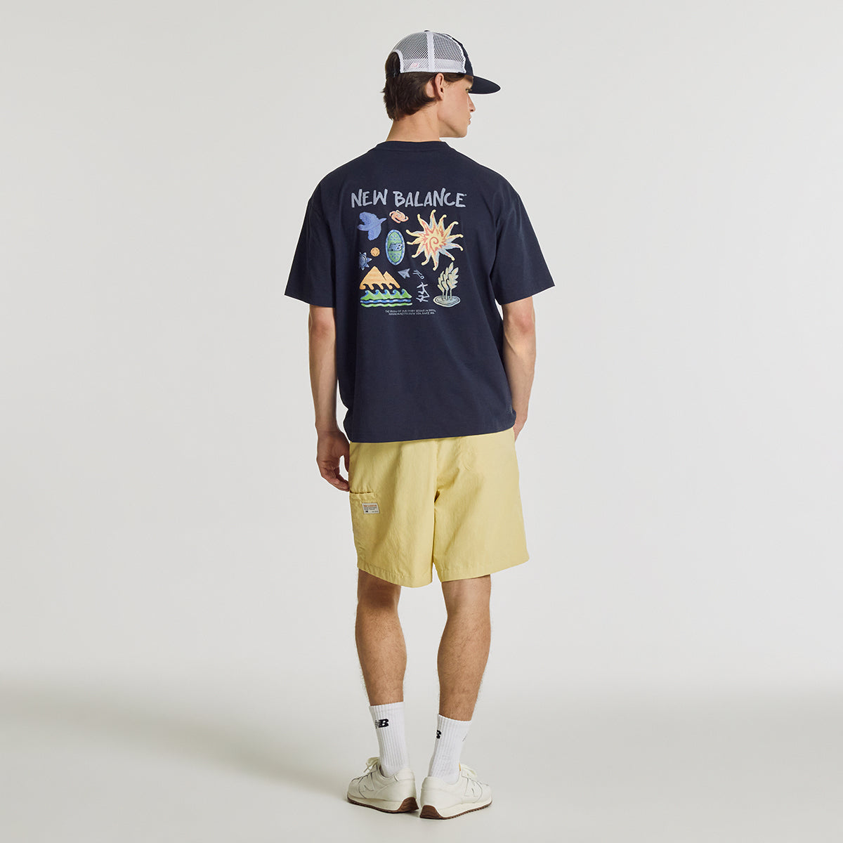 NEW BALANCE NBNEG31643 / UNI Sunny Rainey illustration short sleeve t-shirt (NAVY)