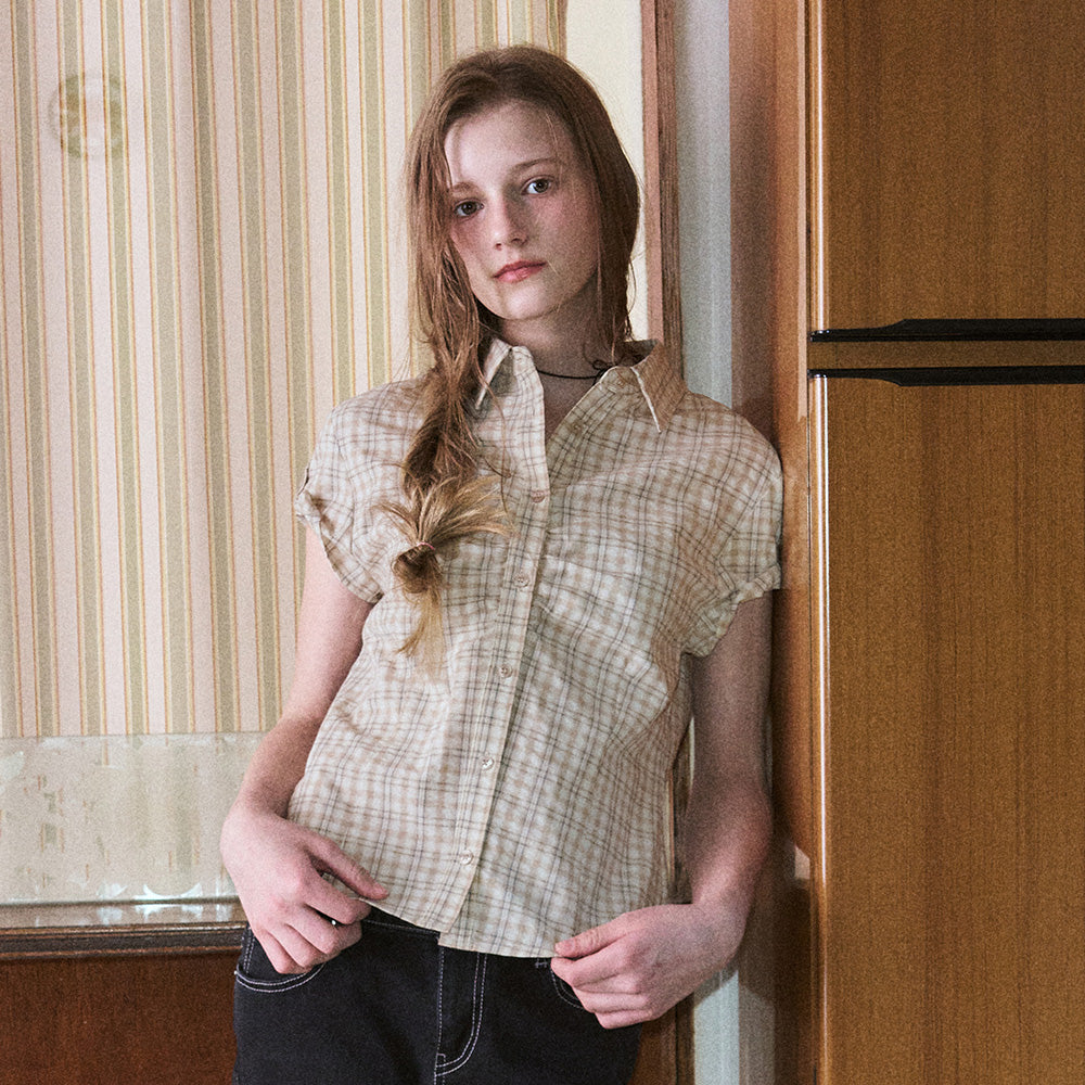 LEATHERY Moment shirring check shirt [BEIGE]