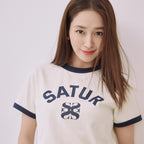 SATUR (W) Arch Logo Ringer Short Sleeve T-Shirt Cream