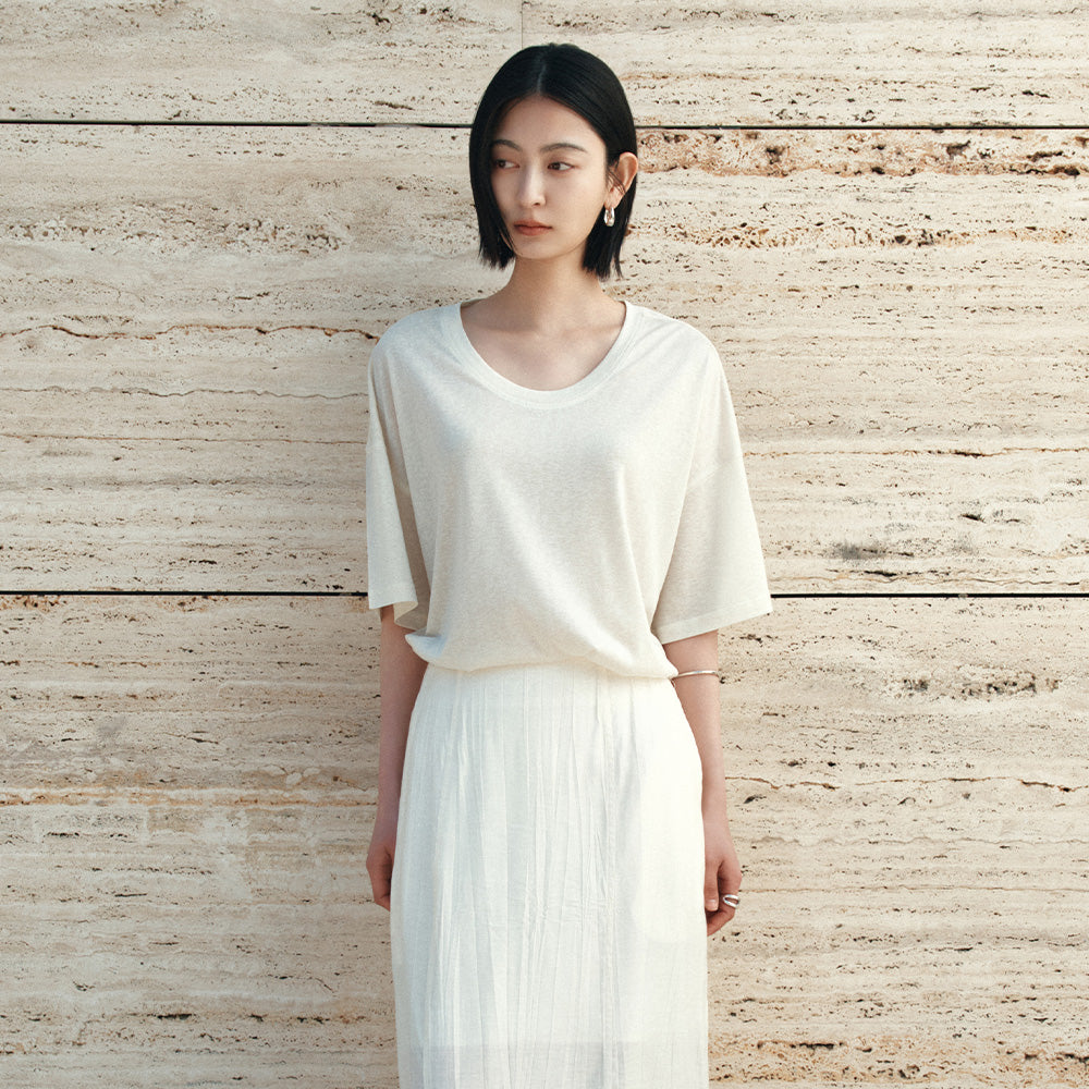 Siyazu [Kwak Ji-soo PICK] SITP5287 U-Neck Relaxed Short Sleeve T-Shirt_Natural