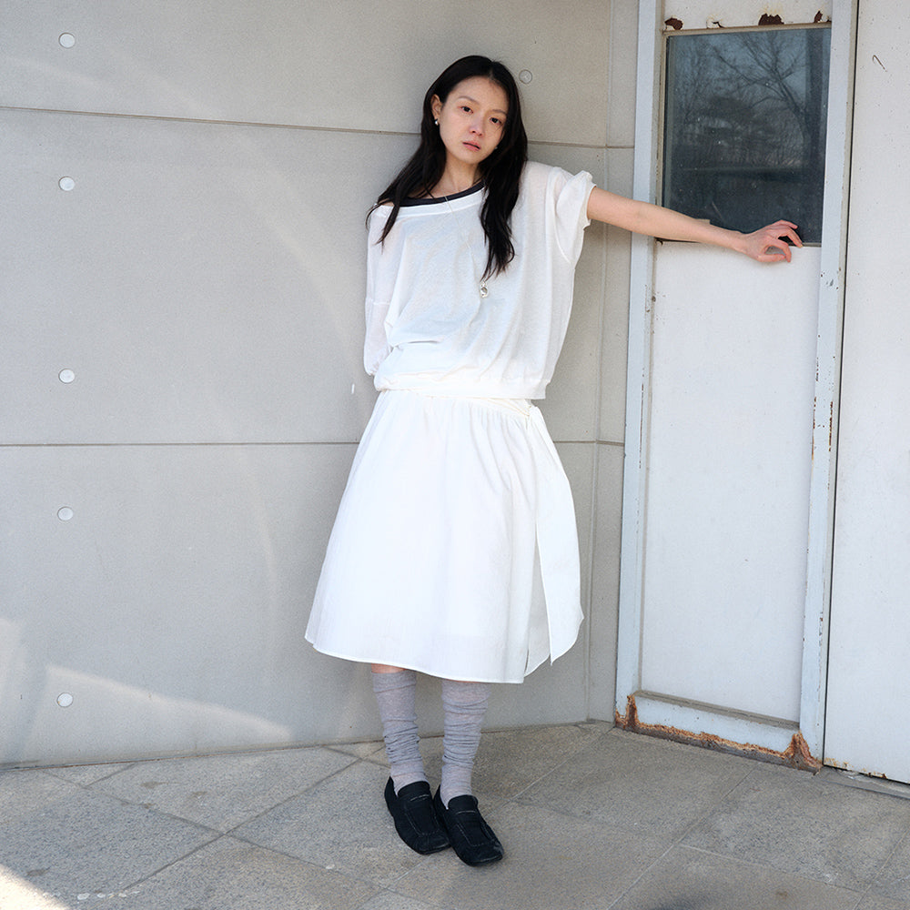 YE Pin Wide Neck Puff Sweatshirt - White