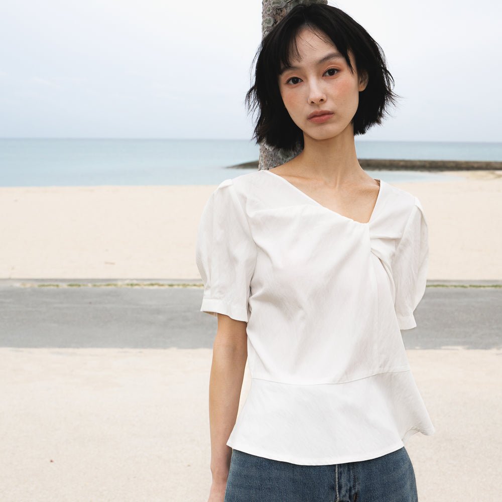 DEHEVE Unbalanced Twist Blouse [Ivory]
