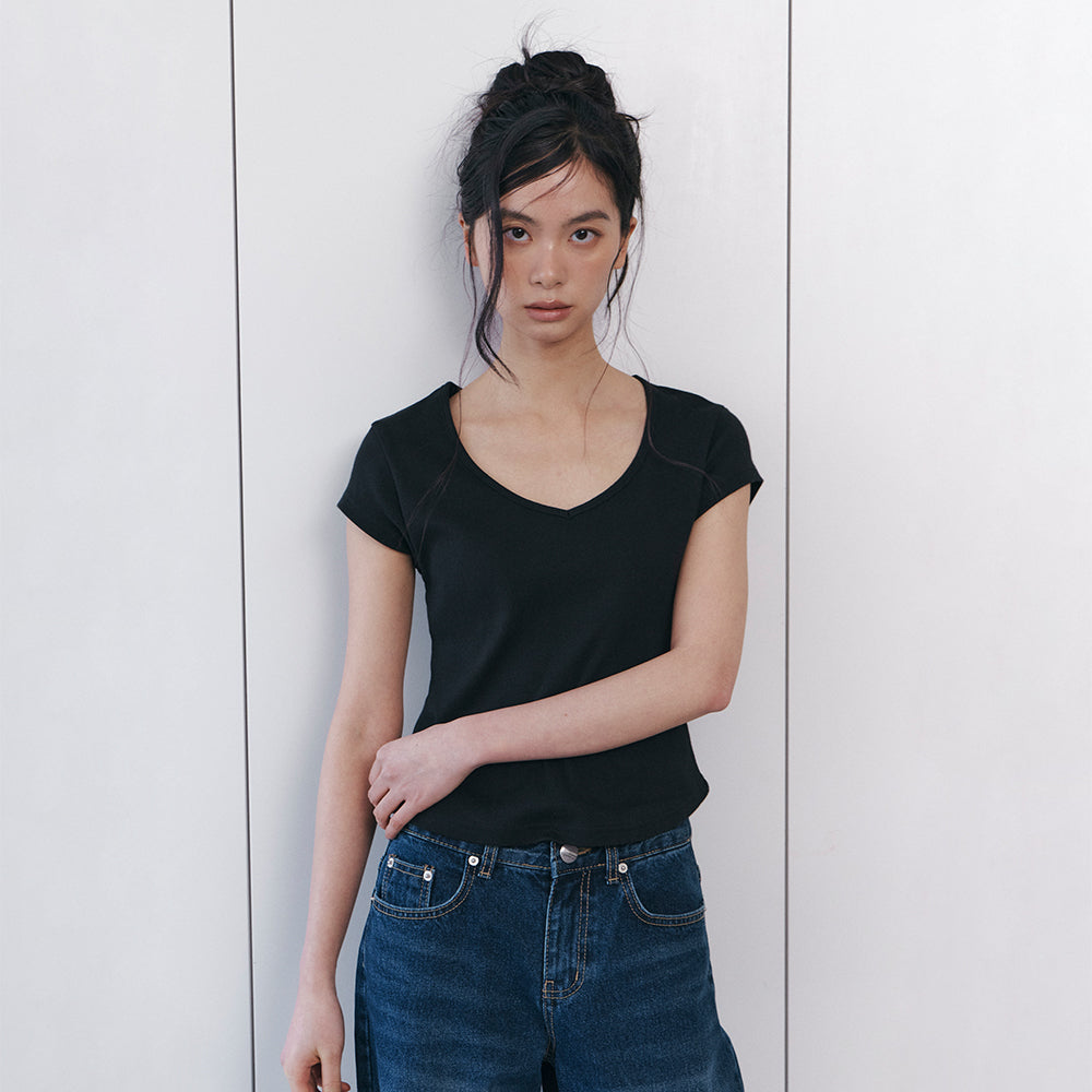 CURETTY C 90S LINE V-NECK HALF-SLEEVE T-SHIRT_BLACK