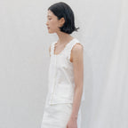 STEP AROUND Ruffle pocket crop blouse_WHITE