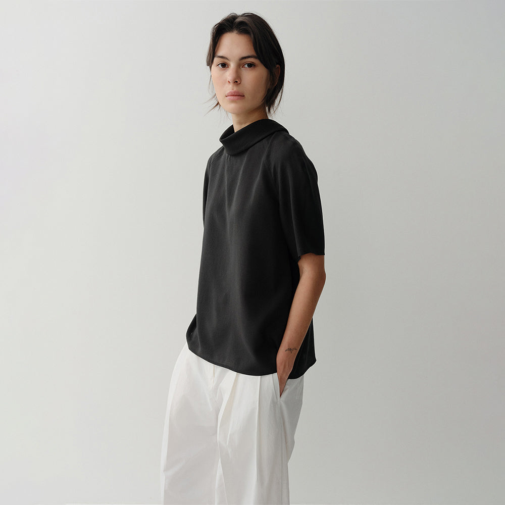 EAAH CERA SCARF BLOUSE (BLACK)