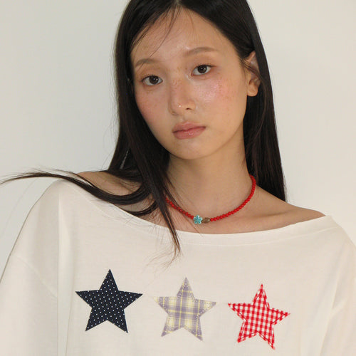 RONRON 3 STAR APPLIQUE OFF SHOULDER T SHIRT WHITE