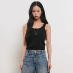 GENERAL IDEA [Yeoul PICK] WOMAN temperature cut U-neck knit sleeveless [BLACK] / GF2LKP537