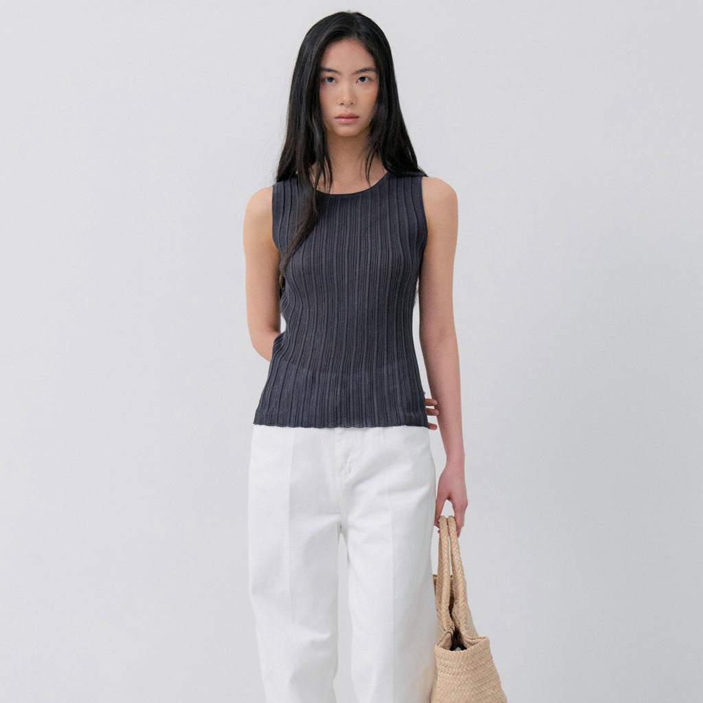 NOTIA SLEEVELESS PLEATS KNIT - CHARCOAL