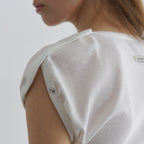 OVERDUE FLAIR SNAP SHOULDER T-SHIRT_WHITE