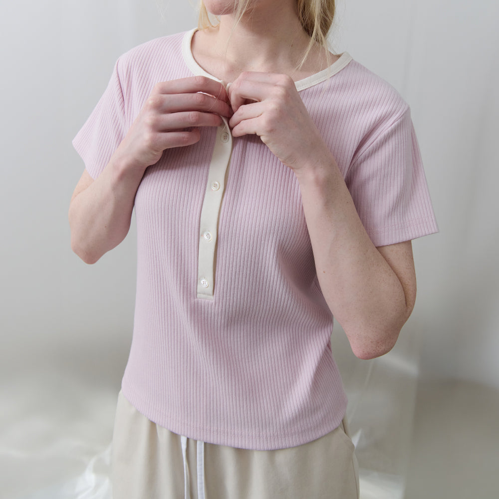 TOAVE Contrast Ribbed Half-Open Tee (Pink)