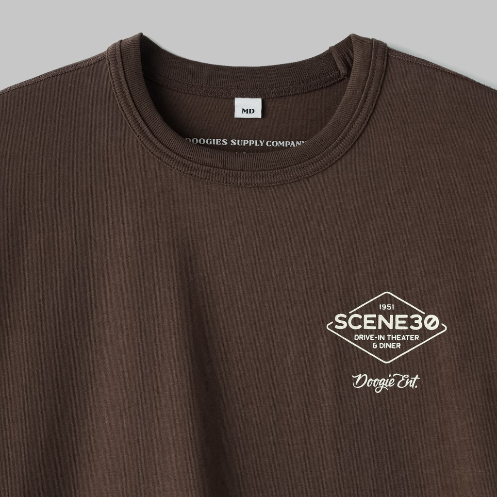 DOOGIES SUPPLY CO. Loose Short Sleeve Scene Thirty Dia Emblem Tee