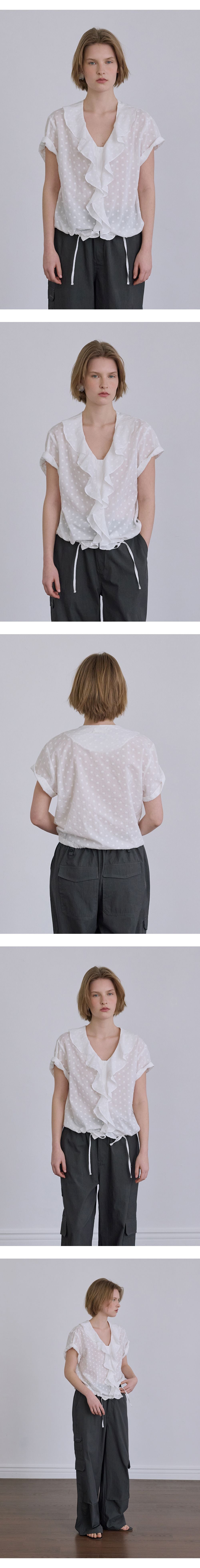 AFTERHOURS RUFFLE HALF SLEEVE BLOUSE (WHITE-FLORAL)