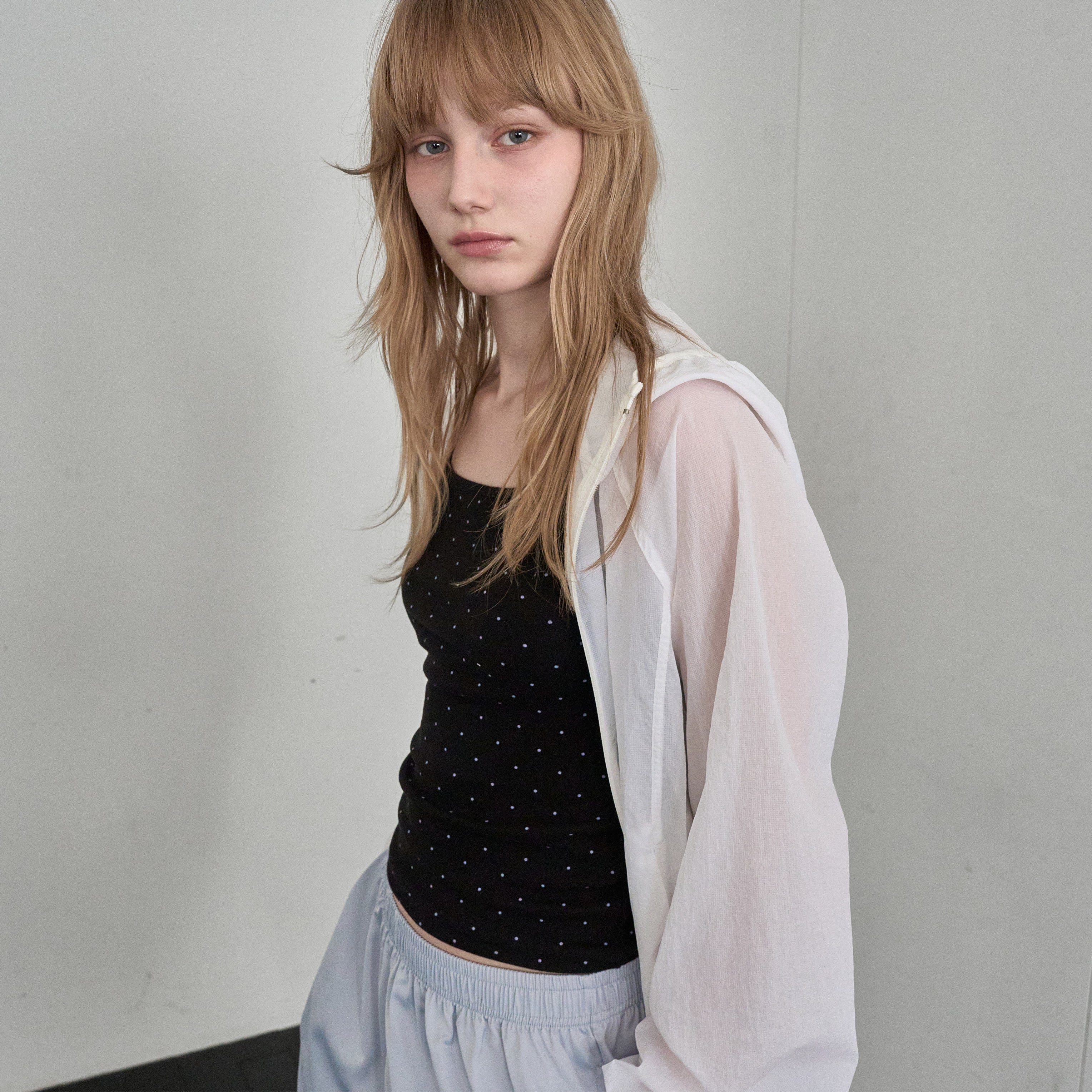 FOREU [29CM Exclusive] (1st) Basic Dot Sleeveless (Black)