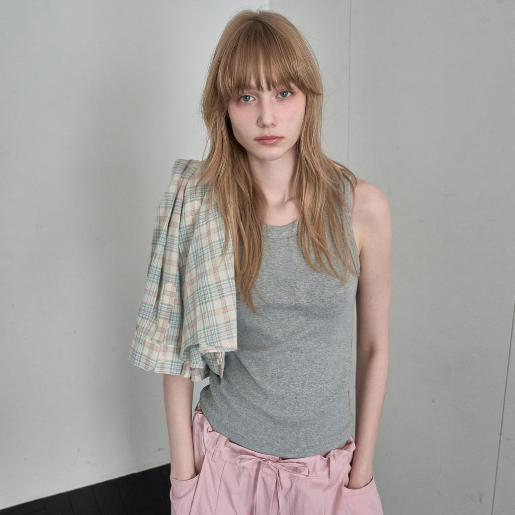 FOREU [29CM Exclusive] Slim round sleeveless (gray)