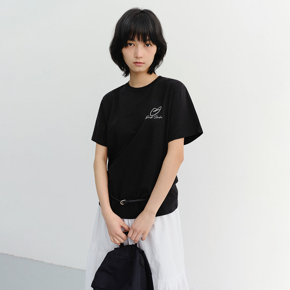 DUNST UNISEX HEART D LOGO T-SHIRT BLACK_UDTS6B140BK