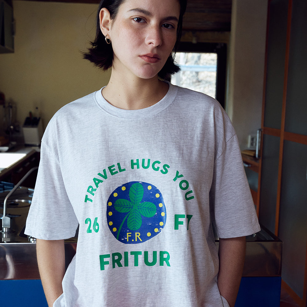 FRITUR Clover Hug T-shirt Light grey_F262TS03