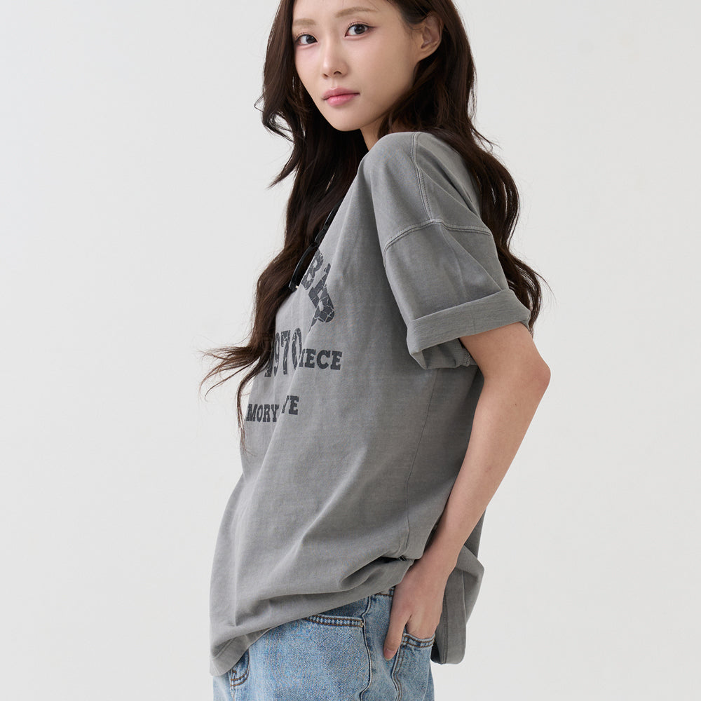 BUBBLPIECE [Unisex] 1970 Remember Crack Pigment T-shirt_Light Gray